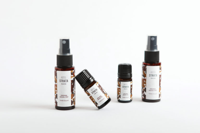 11/10　木の根から枝葉、実、樹脂と