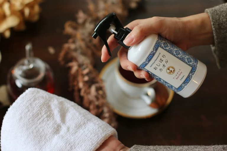 1/18　おしぼりにさっとスプレー。