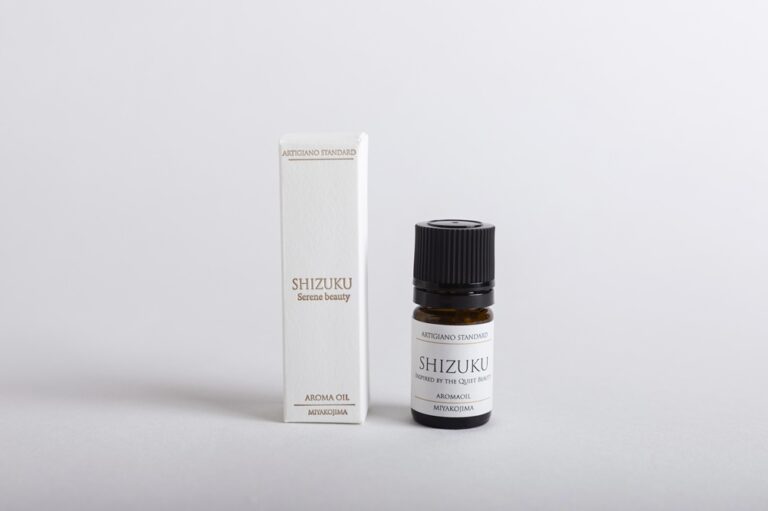 Laboratorio Arcadia　オリジナルオイル 「SHIZUKU AROMA OIL」